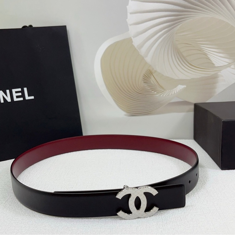 CHANEL Black and Red Reversible Belt with Silver Logo